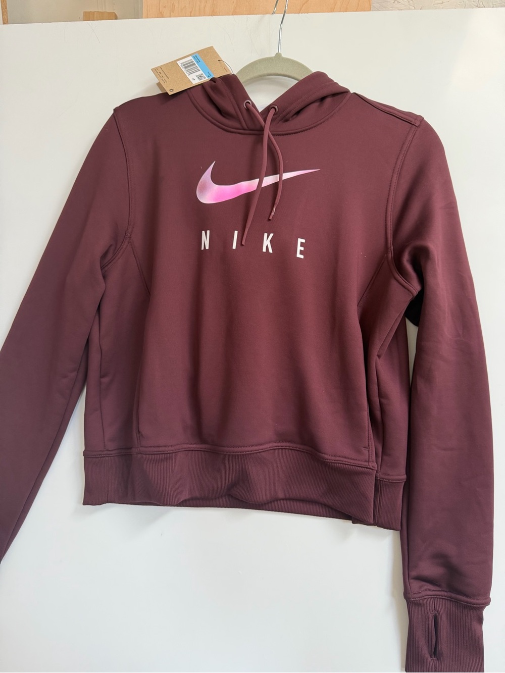 Nike One Women's Therma-FIT Hoodie $130 Burgundy Crush NWT M Boxy/Athletic Fit